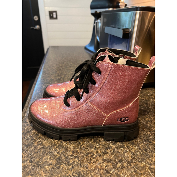 UGG - KIDS ASHTON LACE UP GLITTER ANKLE BOOTS - Picture 4 of 12